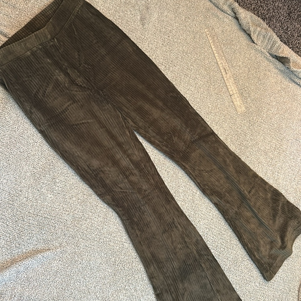 Aerie Wide Leg Flare, Medium - Picture 2 of 7